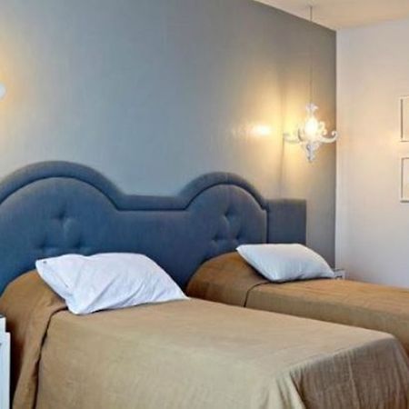 King'S Royale Hotel And Resort Bacolor Екстер'єр фото
